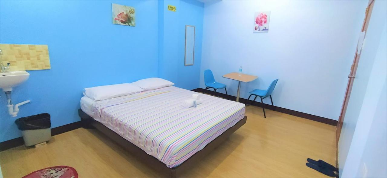 Jb Valdres Apartment Manila Esterno foto