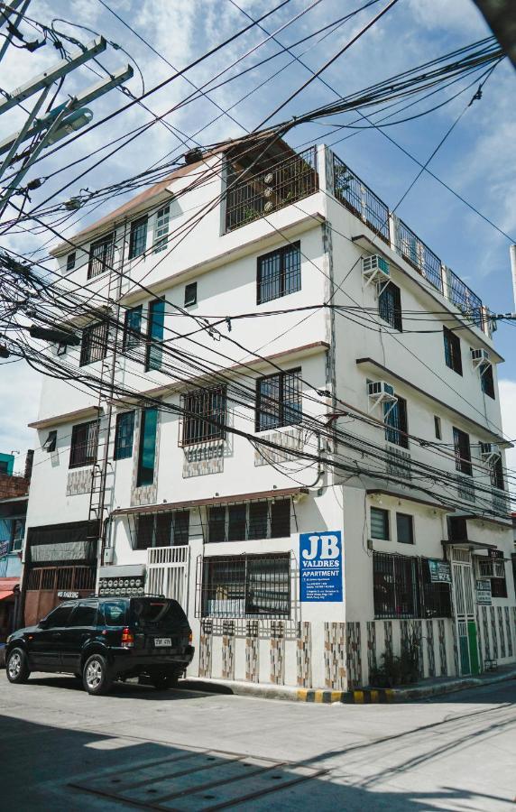Jb Valdres Apartment Manila Esterno foto