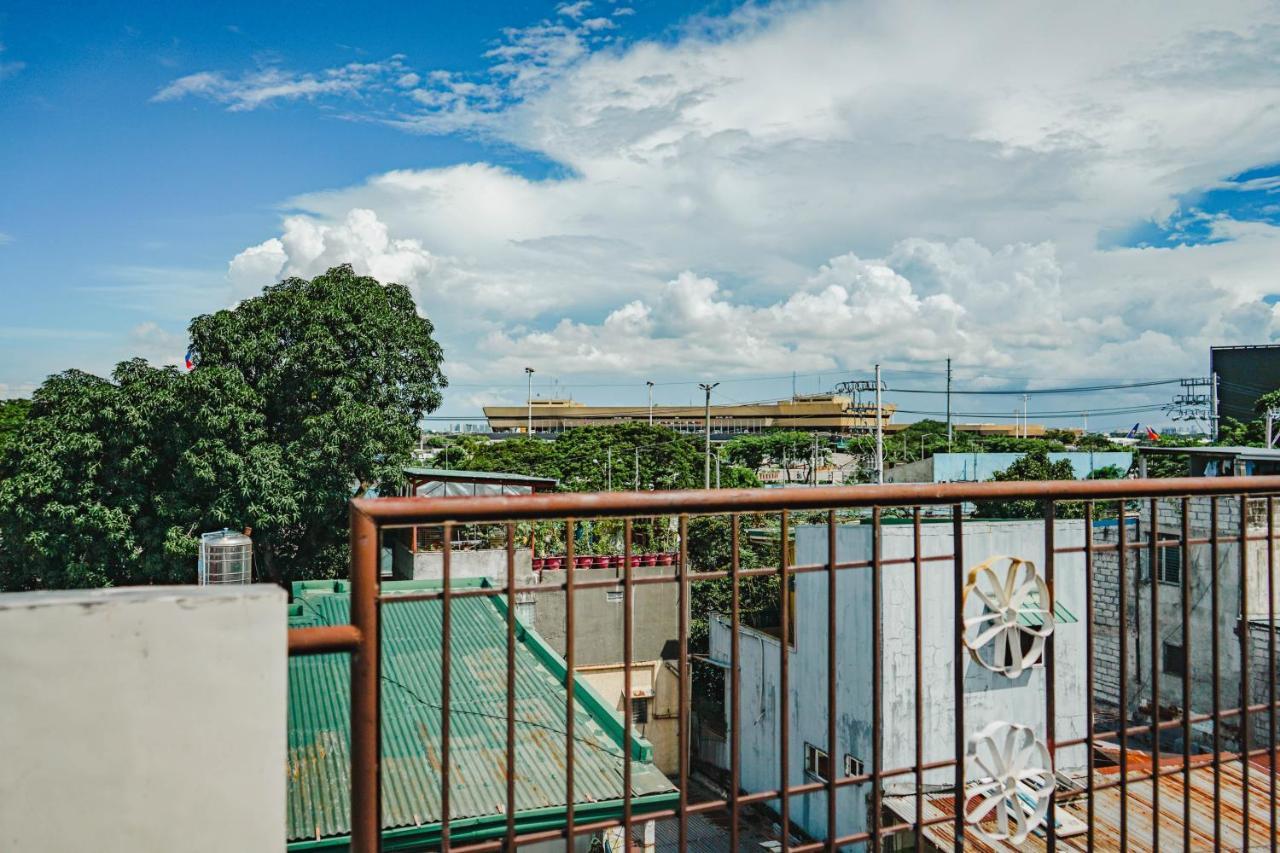 Jb Valdres Apartment Manila Esterno foto