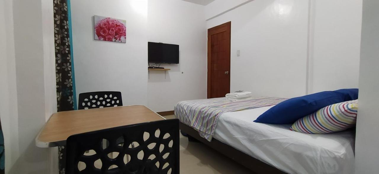 Jb Valdres Apartment Manila Esterno foto