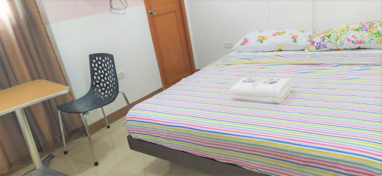 Jb Valdres Apartment Manila Esterno foto