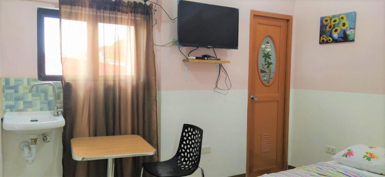 Jb Valdres Apartment Manila Esterno foto