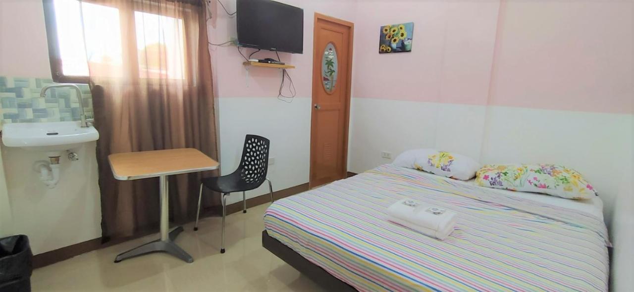 Jb Valdres Apartment Manila Esterno foto